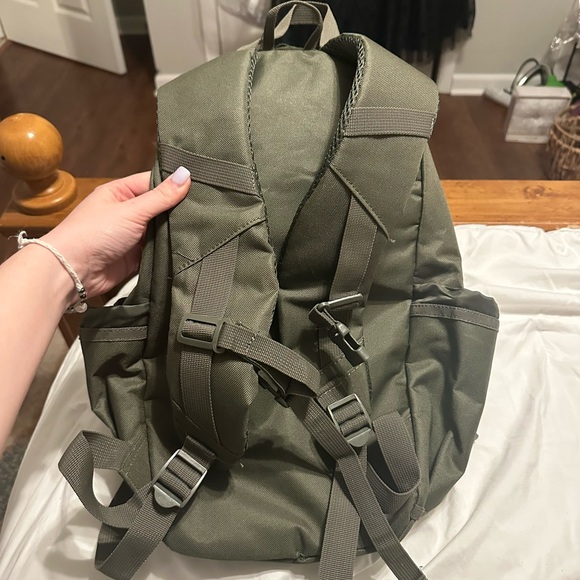 Outdoor backpack - Picture 2 of 3